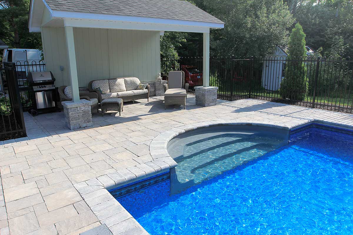 Upgrade Your Swimming Pool Landscaping With These Tips