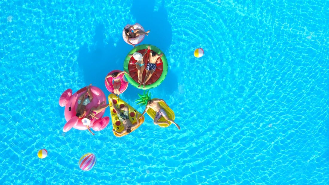 HowtohaveagreatpoolpartyJonesPools Jones Pools