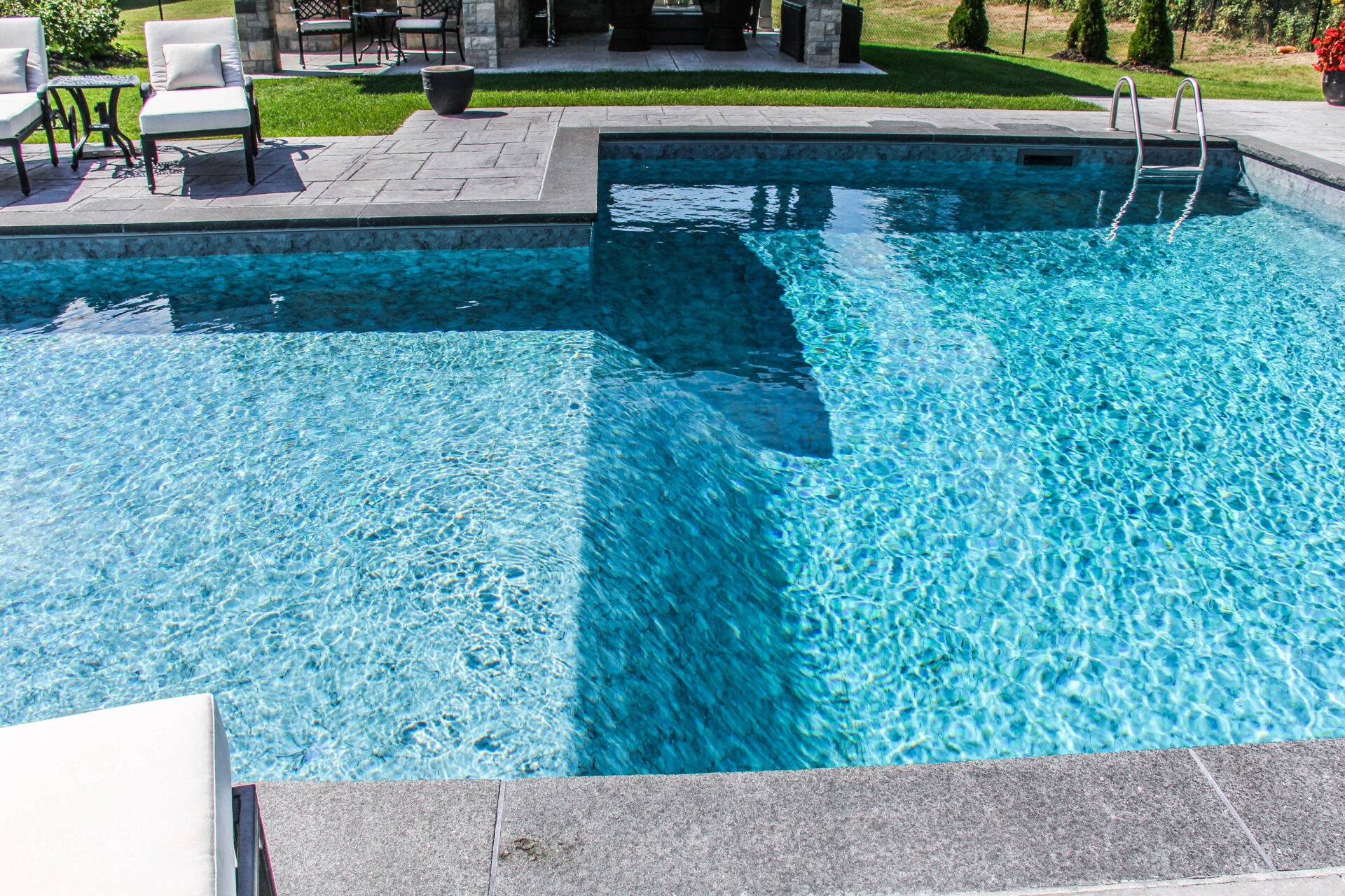 Jones Pools Complete Services for Design, Installation & Maintenance