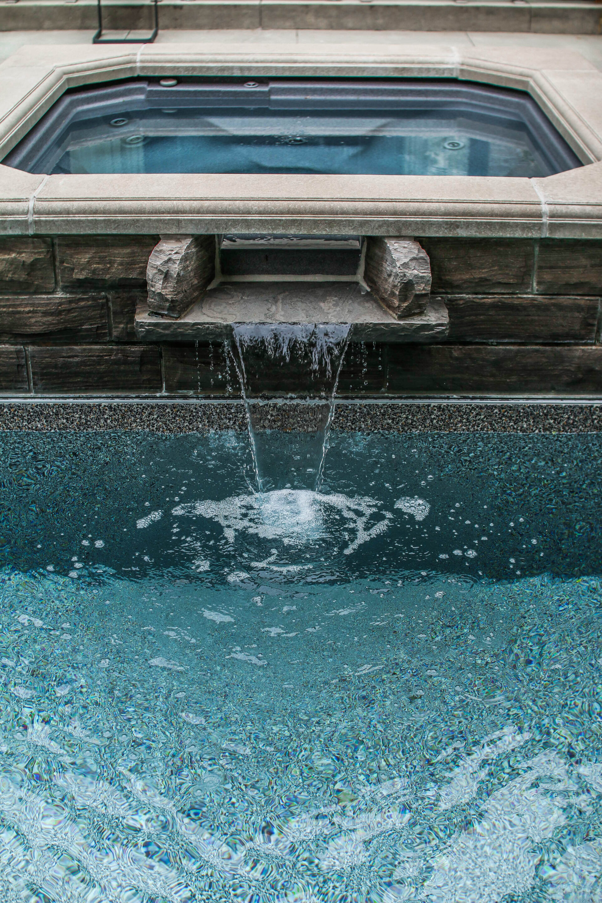 Jones Pools Complete Services for Design, Installation & Maintenance