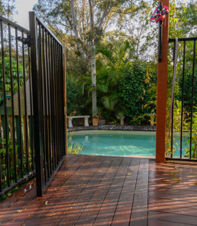 pool, fence, around, pool, with, wooden, deck